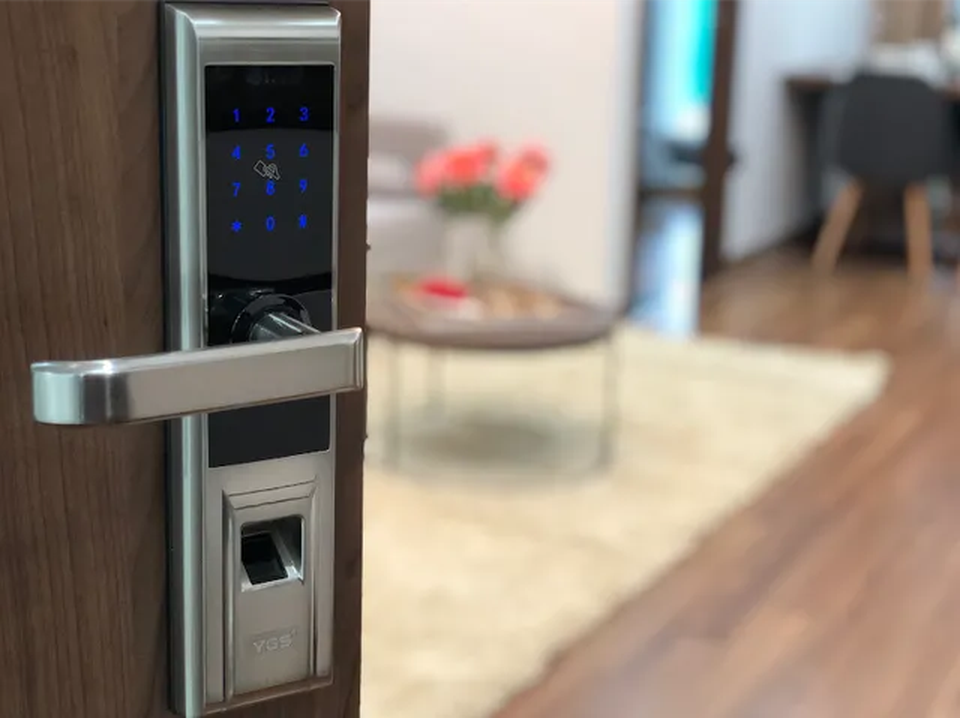 Ngỡ ngàng với hàng loạt cửa đa chức năng sắp được lắp tại Tòa Tháp Thiên Niên Kỷ - 1 Ngỡ ngàng với hàng loạt cửa đa chức năng sắp được lắp tại Tòa Tháp Thiên Niên Kỷ - 1