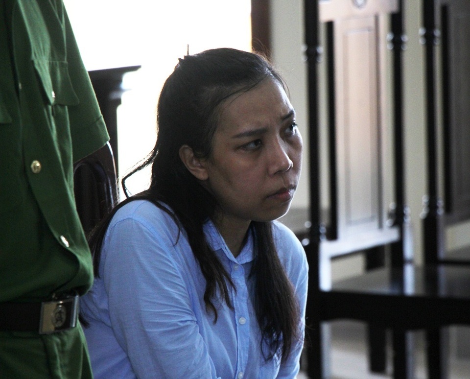 Cựu nhà báo nhận tiền để gỡ bài đã đăng bị tuyên phạt 4 năm tù giam - 1 Cựu nhà báo nhận tiền để gỡ bài đã đăng bị tuyên phạt 4 năm tù giam - 1