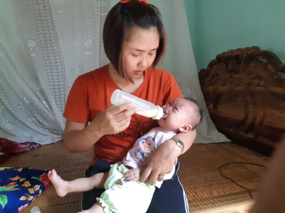 Mong manh số phận bé 4 tháng tuổi bị tim bẩm sinh, hở hàm ếch đợi một phép màu! - 2 Mong manh số phận bé 4 tháng tuổi bị tim bẩm sinh, hở hàm ếch đợi một phép màu! - 2
