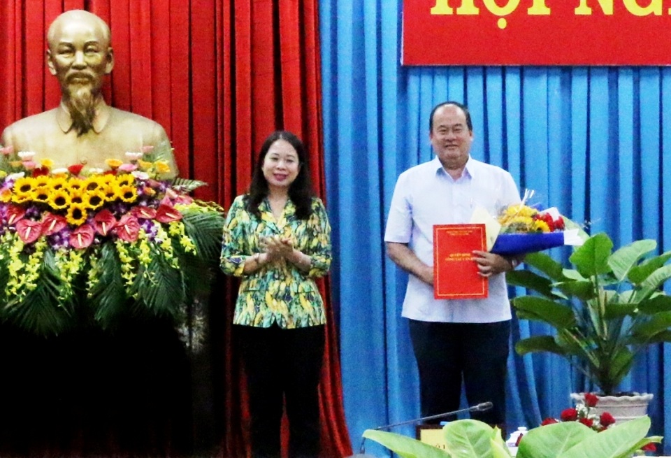 Ông Nguyễn Thanh Bình được giao quyền Chủ tịch UBND tỉnh An Giang - 1 Ông Nguyễn Thanh Bình được giao quyền Chủ tịch UBND tỉnh An Giang - 1