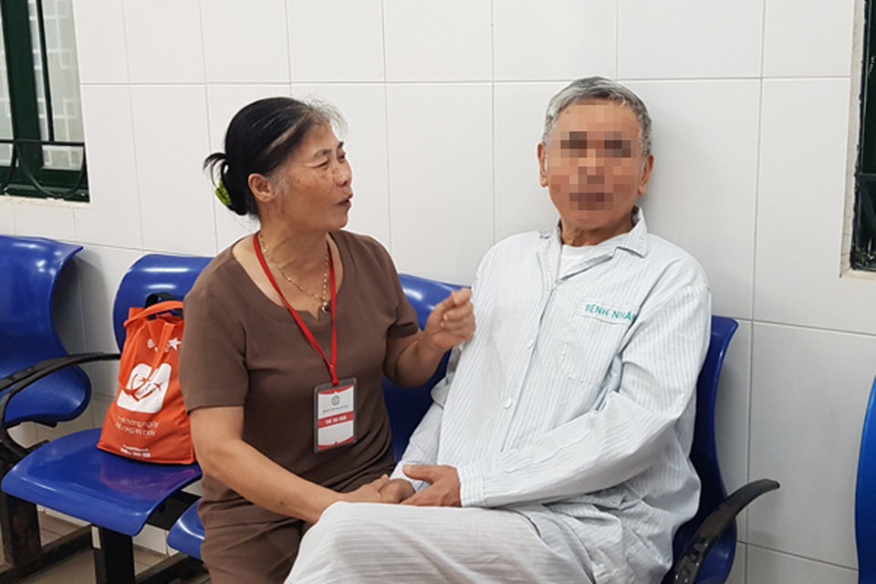 Đang đêm bật dậy nấu cơm, đi bắt cá là bệnh gì? - 1 Đang đêm bật dậy nấu cơm, đi bắt cá là bệnh gì? - 1