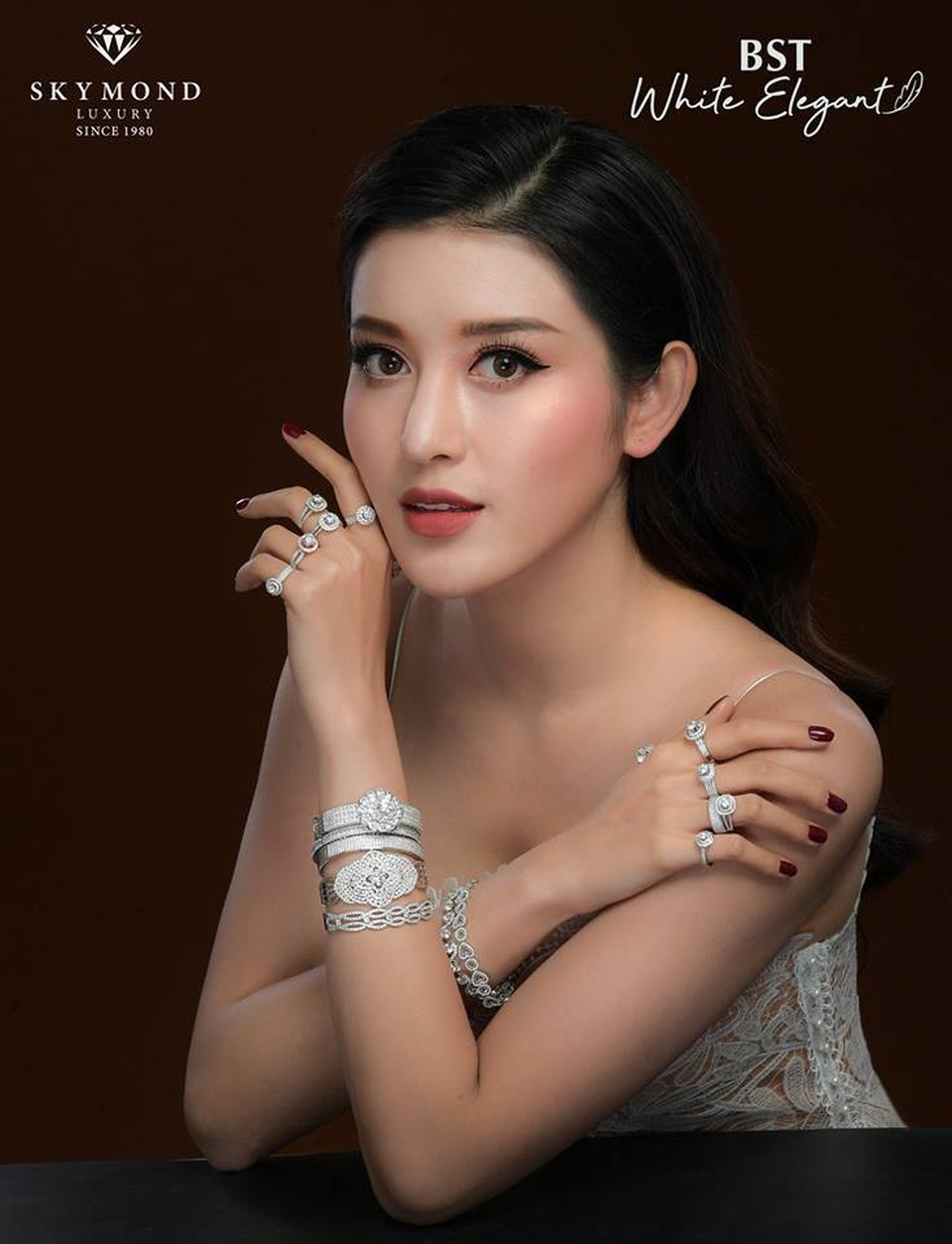 “Phá vỡ” mọi giới hạn trang sức - 1 “Phá vỡ” mọi giới hạn trang sức - 1