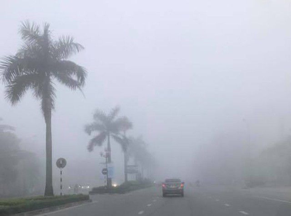 Tai nạn kinh hoàng trên đường đèo vì sương mù - 1 Tai nạn kinh hoàng trên đường đèo vì sương mù - 1