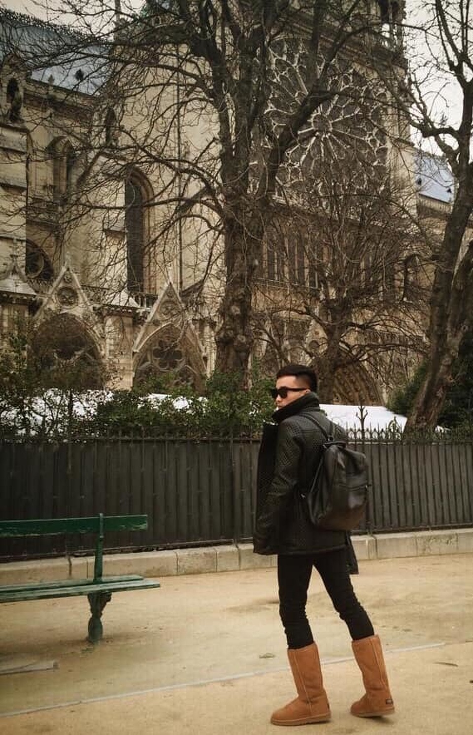 Hoa hậu Ngọc Hân, Phí Linh xót xa kể kí ức về Nhà thờ Đức Bà Paris - 7 Hoa hậu Ngọc Hân, Phí Linh xót xa kể kí ức về Nhà thờ Đức Bà Paris - 7