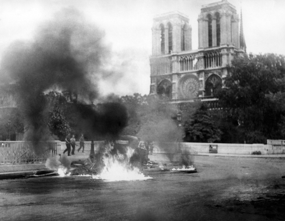 Nhà thờ Đức Bà: Dấu ấn di sản gần 9 thế kỷ giữa “trái tim” Paris - 5 Nhà thờ Đức Bà: Dấu ấn di sản gần 9 thế kỷ giữa “trái tim” Paris - 5