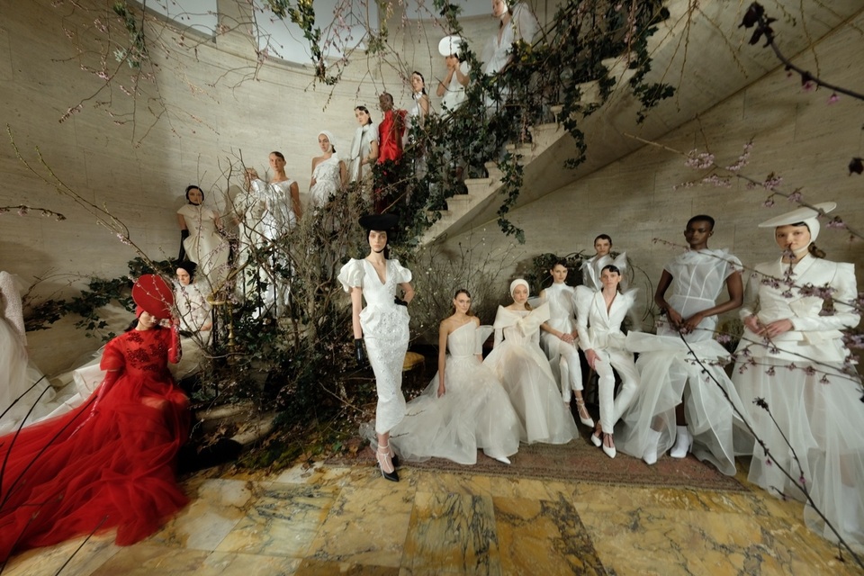PHUONG MY với show diễn đầy cảm xúc tại New York Fashion Week Bridal - 1 PHUONG MY với show diễn đầy cảm xúc tại New York Fashion Week Bridal - 1