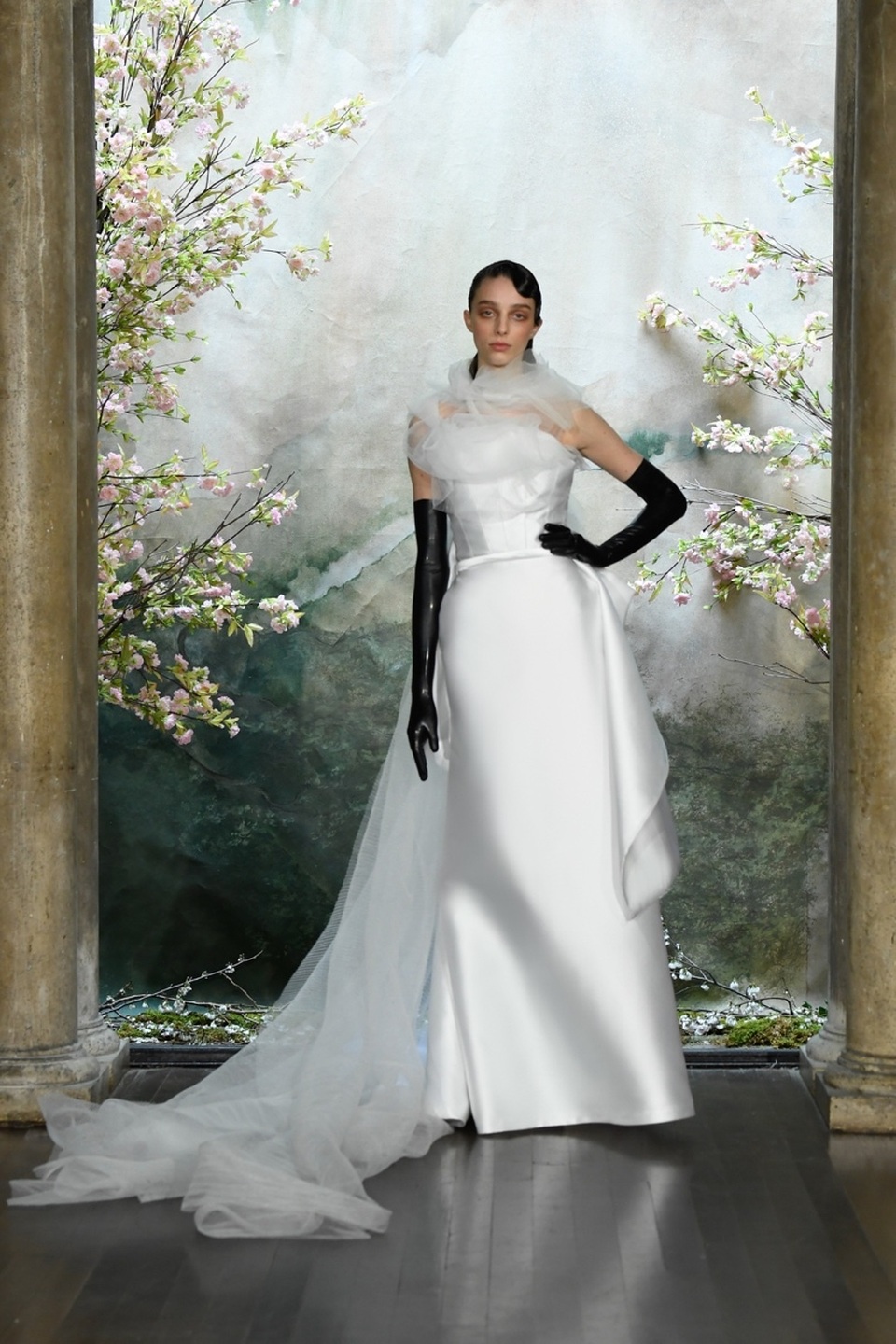 PHUONG MY với show diễn đầy cảm xúc tại New York Fashion Week Bridal - 4 PHUONG MY với show diễn đầy cảm xúc tại New York Fashion Week Bridal - 4