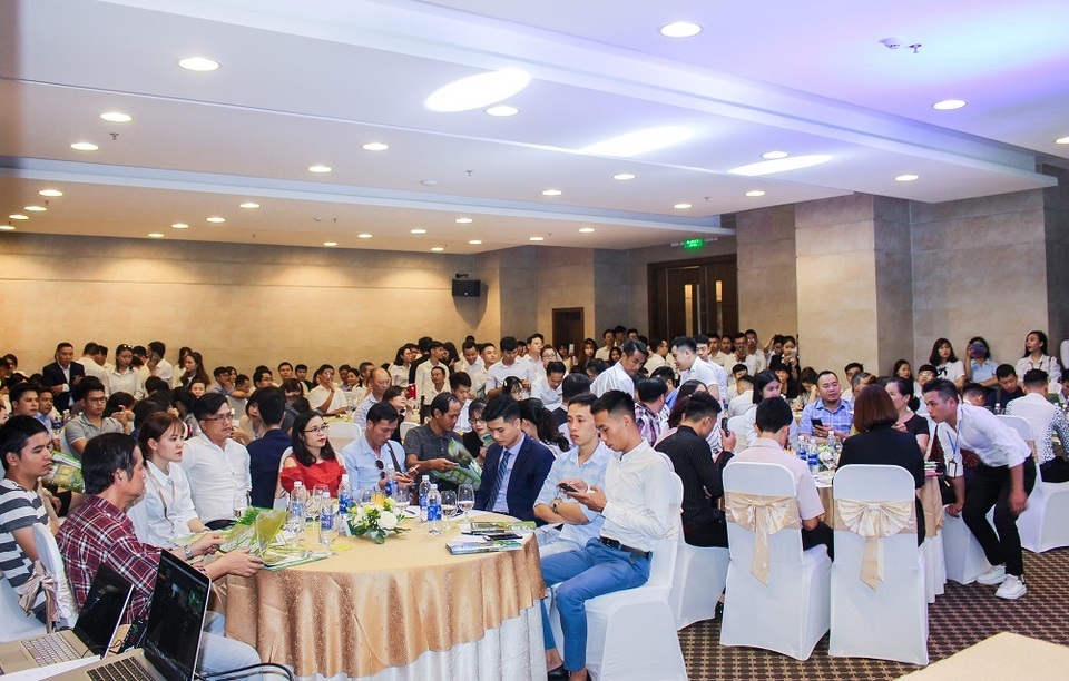 Tiểu khu E và B1 Golden Hills ra mắt, giới đầu tư lại sục sôi - 1