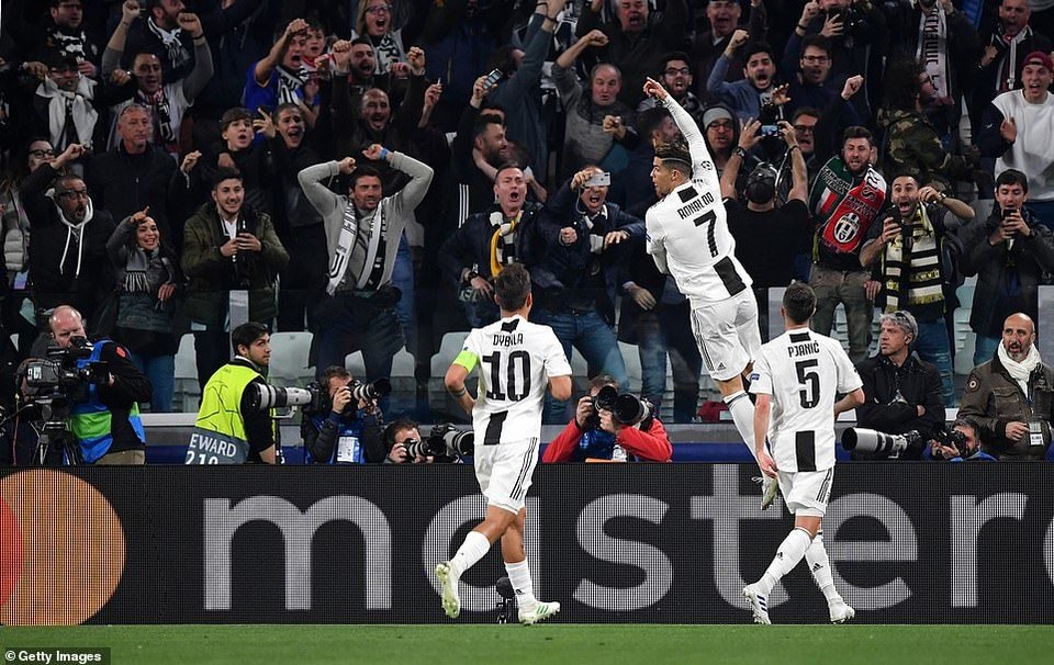 Những khoảnh khắc Ajax “đá văng” C.Ronaldo và Juventus khỏi Champions League - 4 Những khoảnh khắc Ajax “đá văng” C.Ronaldo và Juventus khỏi Champions League - 4