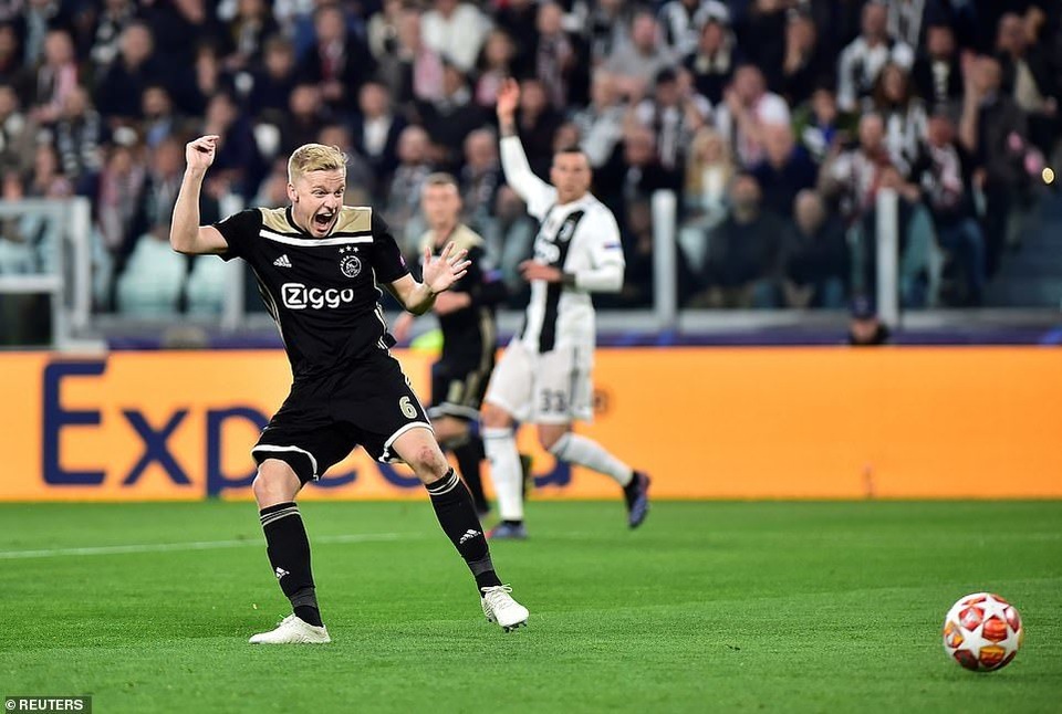 Những khoảnh khắc Ajax “đá văng” C.Ronaldo và Juventus khỏi Champions League - 8 Những khoảnh khắc Ajax “đá văng” C.Ronaldo và Juventus khỏi Champions League - 8