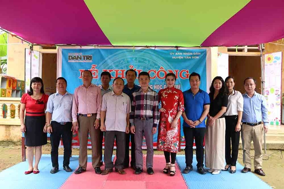 Khởi công xây dựng phòng học Dân trí thứ 24 tại điểm trường Khu Măng, Phú Thọ - 2