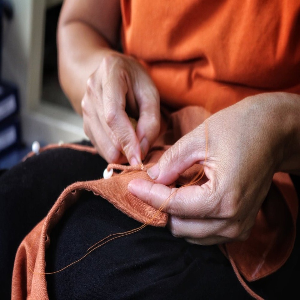 Hà Nội: Độc đáo nơi đàn ông sinh ra để làm nghề may vá - 5 Hà Nội: Độc đáo nơi đàn ông sinh ra để làm nghề may vá - 5