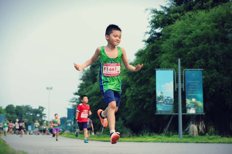 Cộng đồng runners ngất ngây với đường chạy xanh đẹp nhất miền Bắc - 4 Cộng đồng runners ngất ngây với đường chạy xanh đẹp nhất miền Bắc - 4