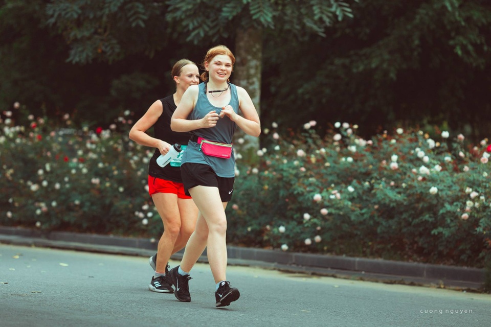 Cộng đồng runners ngất ngây với đường chạy xanh đẹp nhất miền Bắc - 8 Cộng đồng runners ngất ngây với đường chạy xanh đẹp nhất miền Bắc - 8