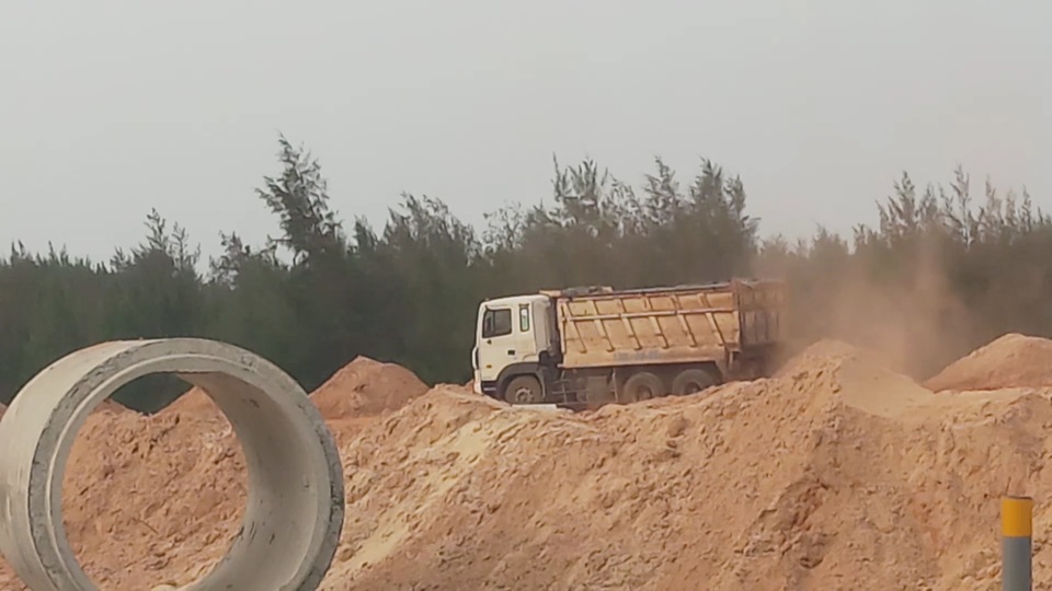 Quảng Bình: “Trảm” doanh nghiệp lớn ngang nhiên trộm cát! - 3 Quảng Bình: “Trảm” doanh nghiệp lớn ngang nhiên trộm cát! - 3