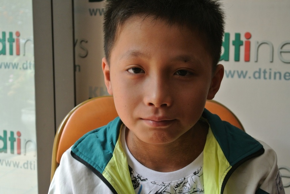 Bạn đọc Dân trí giúp cậu bé bị ung thư vòm họng hơn 127 triệu đồng - 1 Bạn đọc Dân trí giúp cậu bé bị ung thư vòm họng hơn 127 triệu đồng - 1