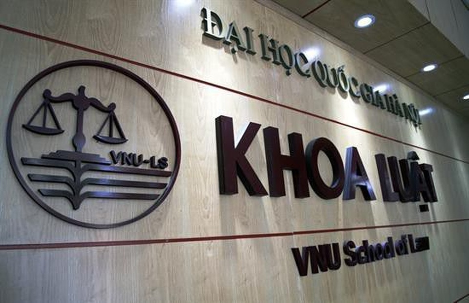 Khoa Luật, ĐH QGHN xin lỗi thí sinh vì công bố 4 mã ngành tuyển sinh chưa chính xác - 1 Khoa Luật, ĐH QGHN xin lỗi thí sinh vì công bố 4 mã ngành tuyển sinh chưa chính xác - 1
