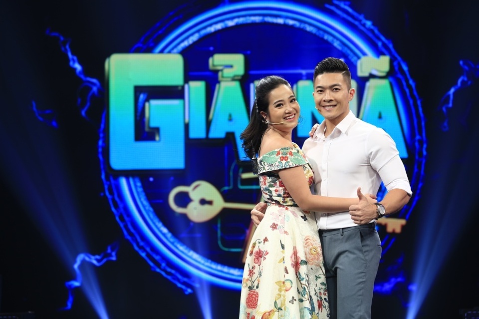 Vợ chồng hoàng tử xiếc Quốc Cơ - Hồng Phượng nghẹn ngào bật khóc xin lỗi nhau - 1 Vợ chồng hoàng tử xiếc Quốc Cơ - Hồng Phượng nghẹn ngào bật khóc xin lỗi nhau - 1