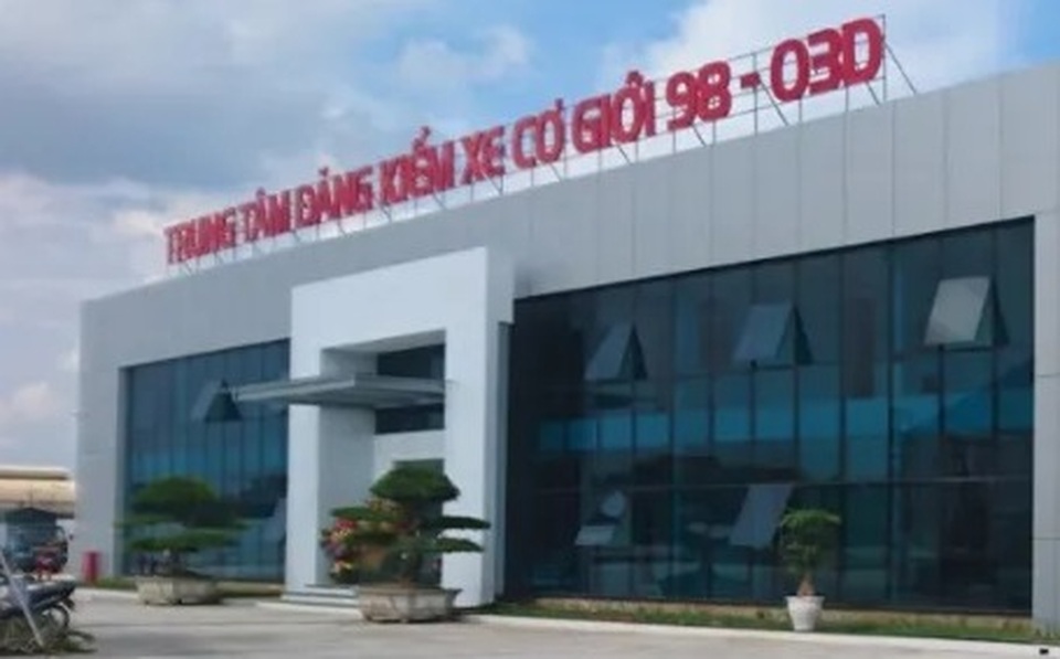 Đóng cửa trung tâm đăng kiểm vì cấp “khống” giấy chứng nhận - 1 Đóng cửa trung tâm đăng kiểm vì cấp “khống” giấy chứng nhận - 1