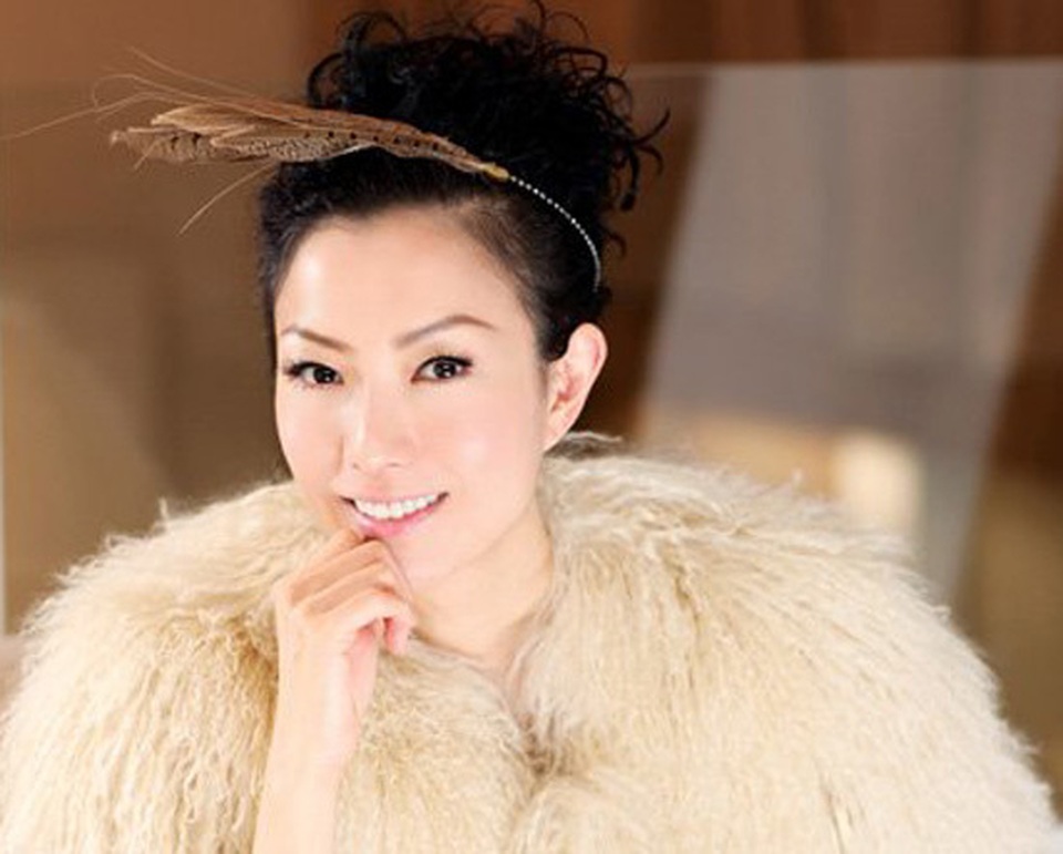 Diva Trịnh Tú Văn từng 6 lần từ chối lời cầu hôn của “ông xã” ngoại tình - 9 Diva Trịnh Tú Văn từng 6 lần từ chối lời cầu hôn của “ông xã” ngoại tình - 9