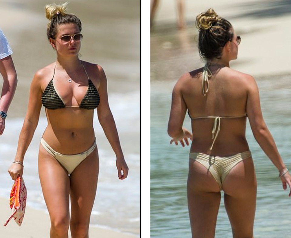 Zara Holland khoe ngực căng tròn - 3 Zara Holland khoe ngực căng tròn - 3