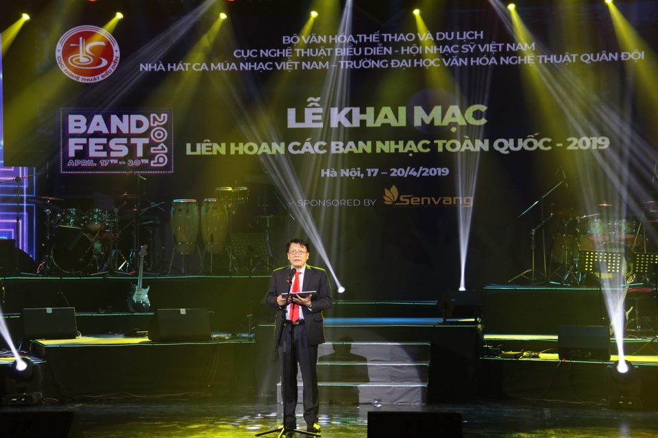 Màn “chào sân” ấn tượng của Liên hoan các Ban nhạc toàn quốc - 1 Màn “chào sân” ấn tượng của Liên hoan các Ban nhạc toàn quốc - 1