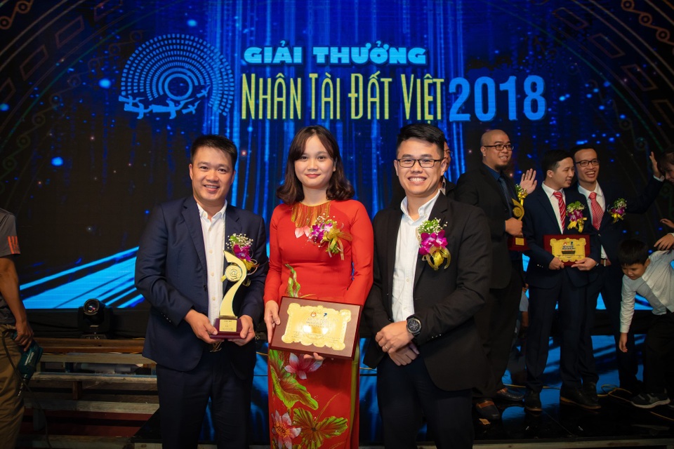 Startup trong giai đoạn thúc đẩy Chuyển đổi số cần những đòn bẩy như Giải thưởng Nhân tài Đất Việt - 2 Startup trong giai đoạn thúc đẩy Chuyển đổi số cần những đòn bẩy như Giải thưởng Nhân tài Đất Việt - 2