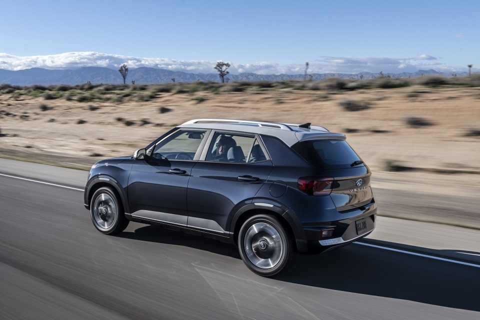 Hyundai Venue chính thức gia nhập phân khúc crossover tí hon - 17 Hyundai Venue chính thức gia nhập phân khúc crossover tí hon - 17