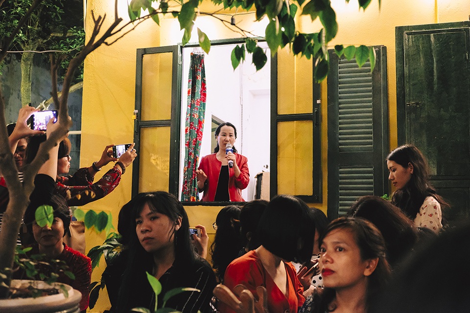 NSND Hoàng Dũng nghẹn ngào khi đọc thơ Lưu Quang Vũ viết cho Xuân Quỳnh - 10 NSND Hoàng Dũng nghẹn ngào khi đọc thơ Lưu Quang Vũ viết cho Xuân Quỳnh - 10