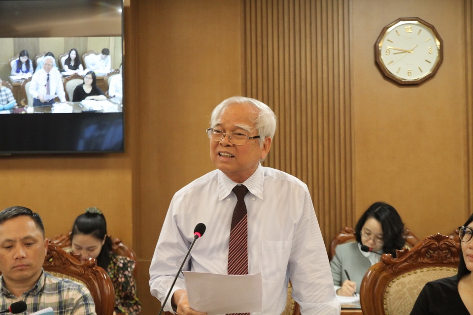 Bộ trưởng Phùng Xuân Nhạ: Giáo viên vi phạm đạo đức sẽ không cho đứng lớp - 2 Bộ trưởng Phùng Xuân Nhạ: Giáo viên vi phạm đạo đức sẽ không cho đứng lớp - 2