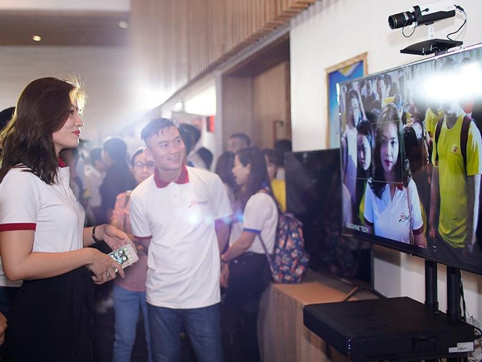 Mãn nhãn cùng lễ kick off “Run Up The Sunshine” đến từ Sunshine Group - 7 Mãn nhãn cùng lễ kick off “Run Up The Sunshine” đến từ Sunshine Group - 7