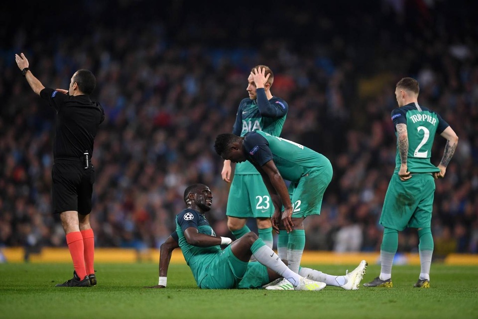 Nhìn lại cơn mưa bàn thắng ở trận đấu giữa Man City và Tottenham - 13 Nhìn lại cơn mưa bàn thắng ở trận đấu giữa Man City và Tottenham - 13