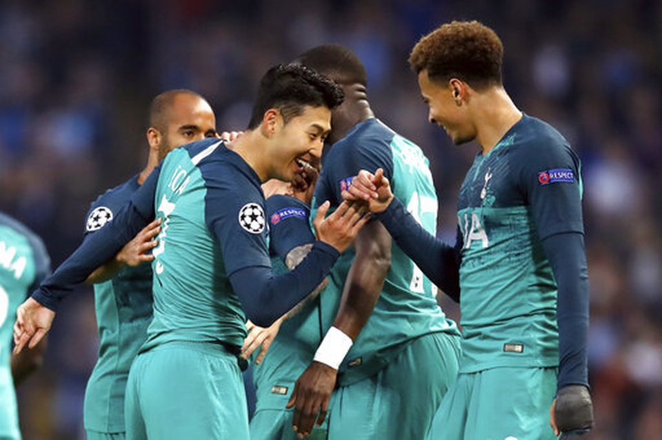 Man City 4-3 Tottenham: Cơn mưa bàn thắng - 1 Man City 4-3 Tottenham: Cơn mưa bàn thắng - 1