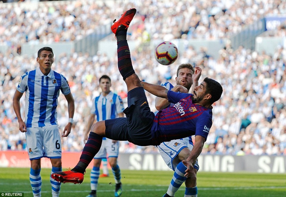 Barcelona tiếp tục nuôi mộng giành “cú ăn ba” mùa giải này - 3 Barcelona tiếp tục nuôi mộng giành “cú ăn ba” mùa giải này - 3