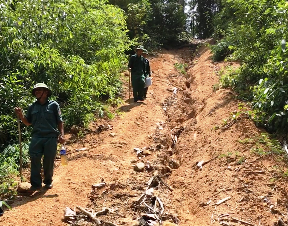 Gian nan hành trình bảo vệ rừng trên dòng Sê San - 1 Gian nan hành trình bảo vệ rừng trên dòng Sê San - 1