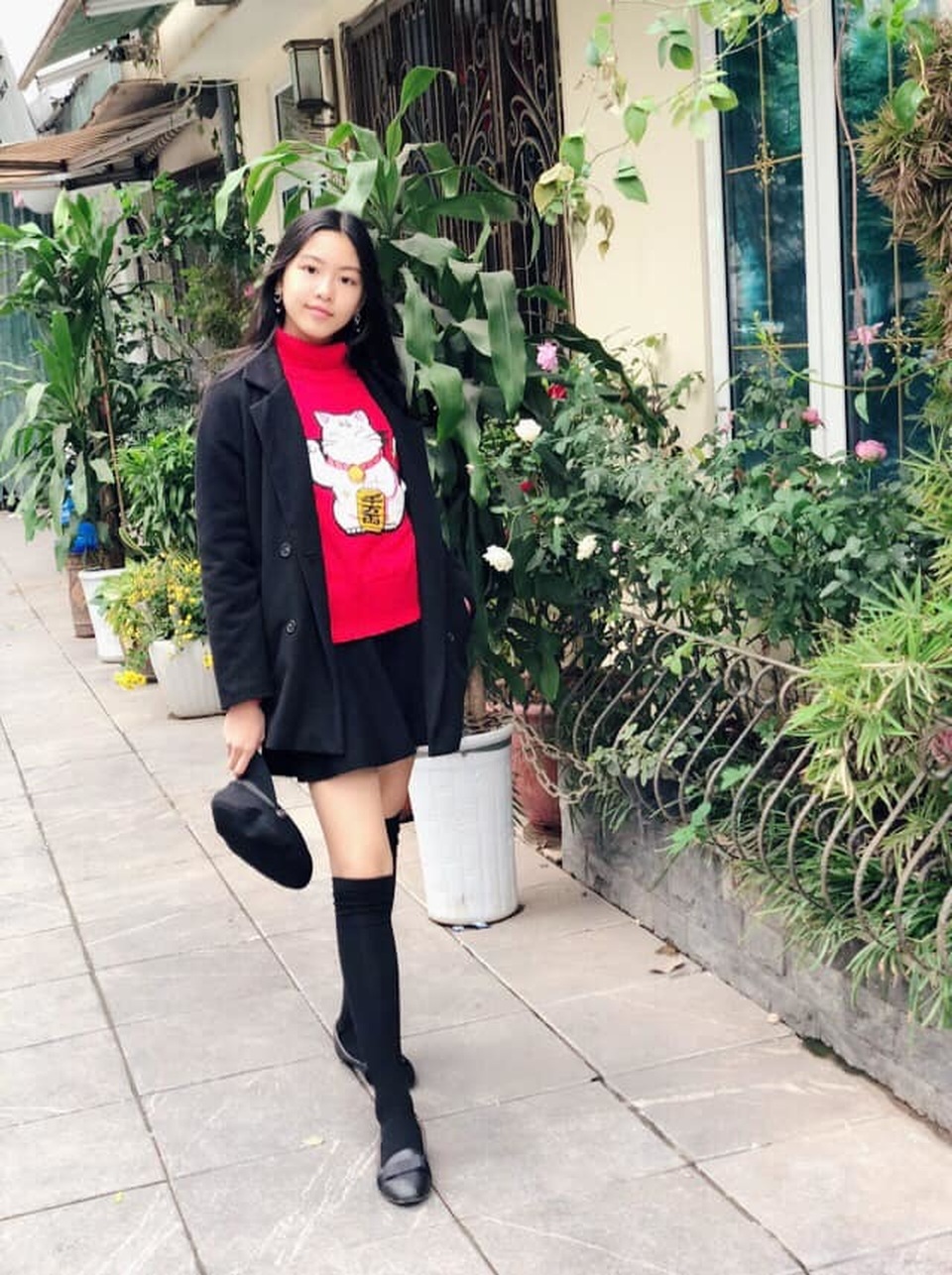 Con gái Quyền Linh ra dáng thiếu nữ xinh đẹp dịu dàng như Hoa hậu tương lai - 5 Con gái Quyền Linh ra dáng thiếu nữ xinh đẹp dịu dàng như Hoa hậu tương lai - 5
