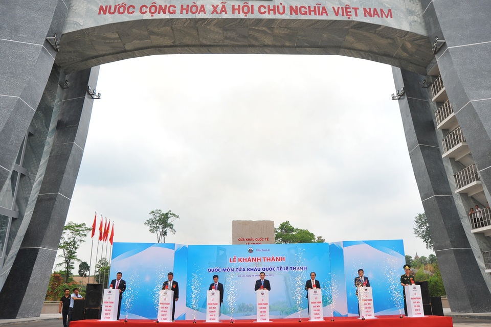 Khánh thành Quốc môn cửa khẩu quốc tế Lệ Thanh - 1 Khánh thành Quốc môn cửa khẩu quốc tế Lệ Thanh - 1