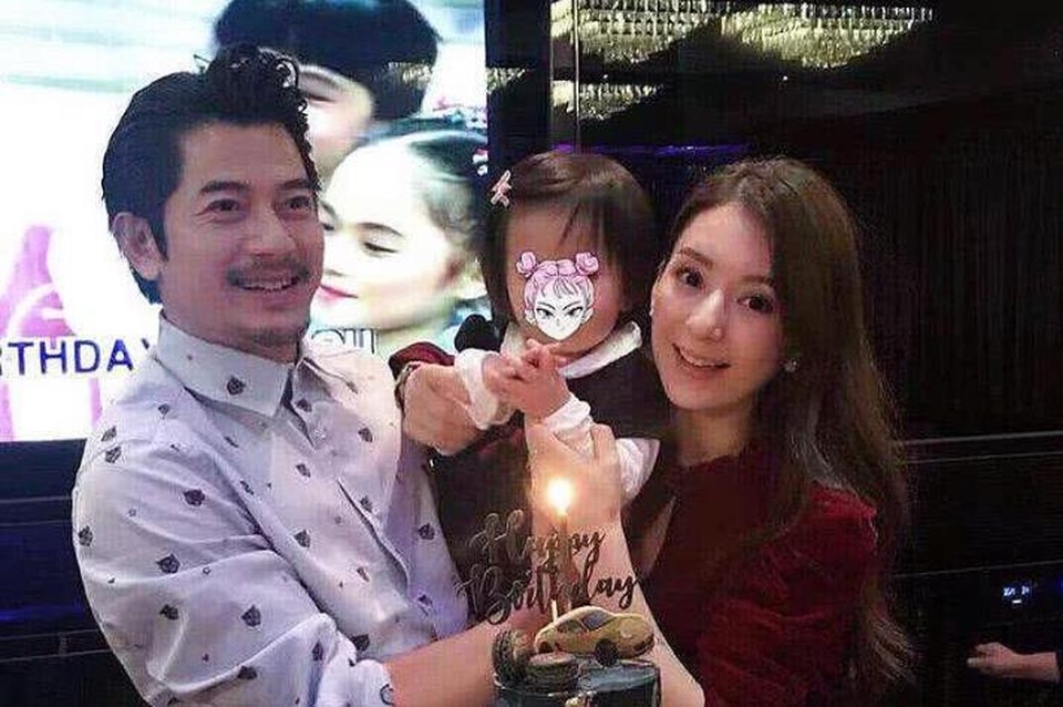 Vợ chồng Quách Phú Thành đón đứa con thứ hai, giấu giới tính em bé - 7 Vợ chồng Quách Phú Thành đón đứa con thứ hai, giấu giới tính em bé - 7