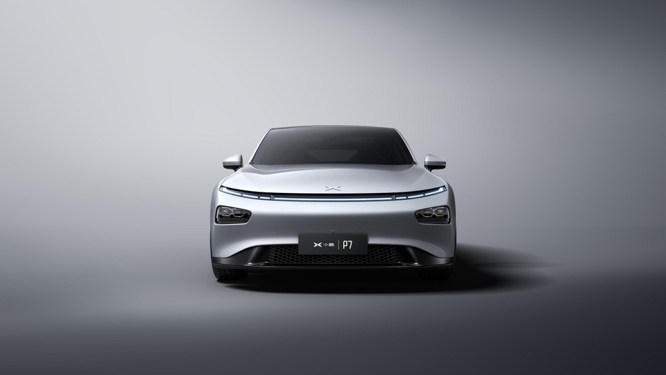 Ô tô điện Trung Quốc gây bất ngờ với khả năng chạy 600km mới phải sạc lại - 3 Ô tô điện Trung Quốc gây bất ngờ với khả năng chạy 600km mới phải sạc lại - 3