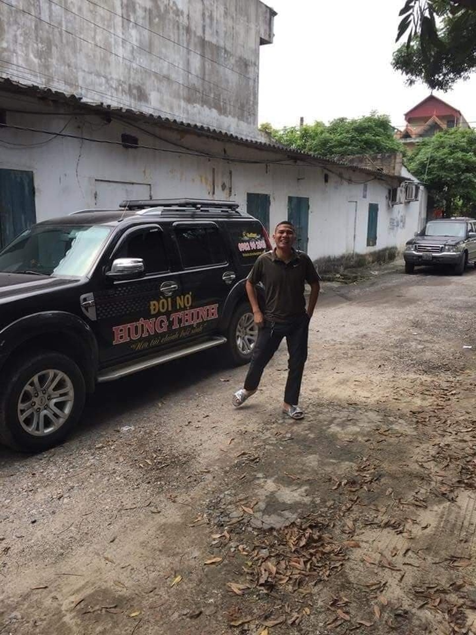 “Con nợ” đánh đập nhân viên đòi nợ thuê phải nhập viện - 2 “Con nợ” đánh đập nhân viên đòi nợ thuê phải nhập viện - 2