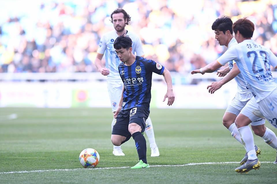 Công Phượng vẫn bị “trói” bởi áp lực ở Incheon United? - 1 Công Phượng vẫn bị “trói” bởi áp lực ở Incheon United? - 1