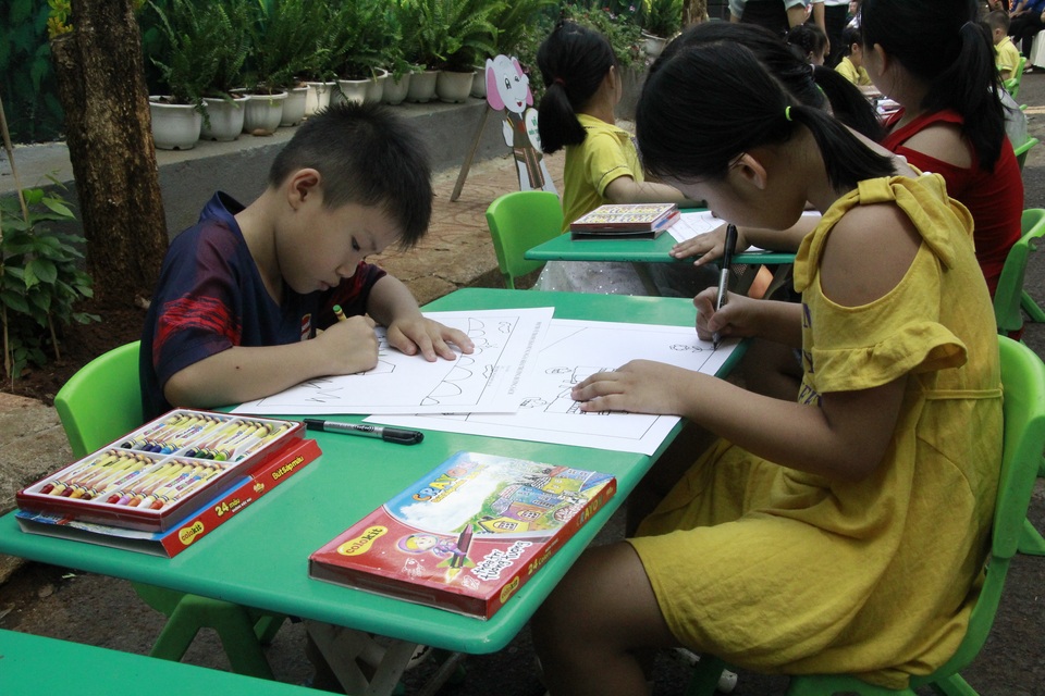 Đắk Lắk: Hơn 2.000 đầu sách giới thiệu trong Ngày hội Sách - 3 Đắk Lắk: Hơn 2.000 đầu sách giới thiệu trong Ngày hội Sách - 3