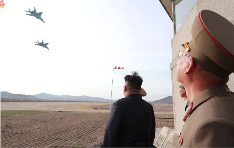 Chiến lược cương nhu linh hoạt của ông Kim Jong-un trên bàn cờ với Mỹ - 2 Chiến lược cương nhu linh hoạt của ông Kim Jong-un trên bàn cờ với Mỹ - 2