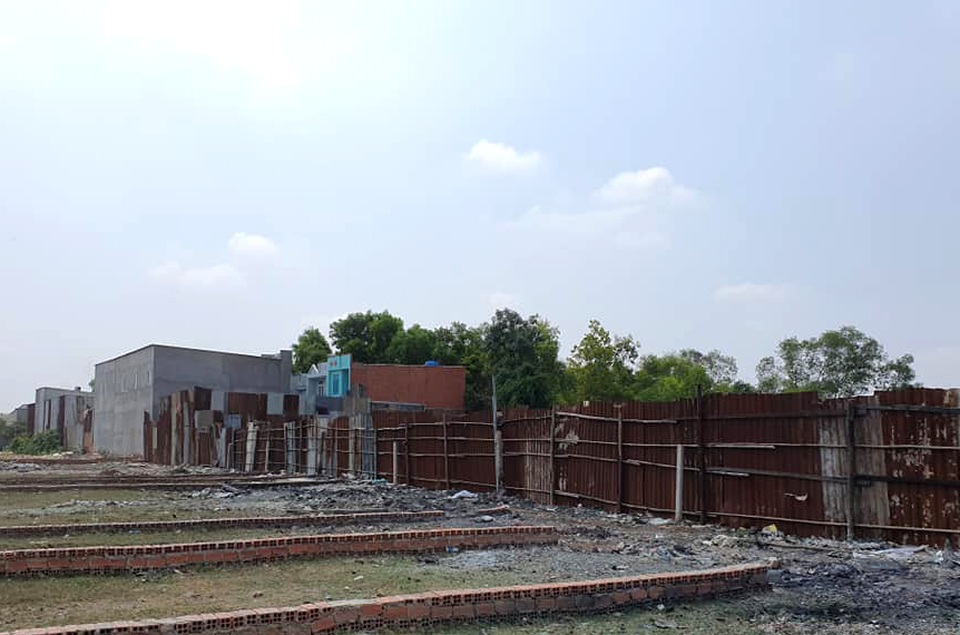 Hàng trăm ha đất cấm bị xẻ thịt tại TP.HCM: Nhà không phép ồ ạt mọc thế nào? - 2