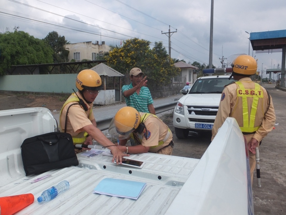 Hàng loạt tài xế dính lỗi quá tốc độ trên đường cao tốc TP.HCM – Trung Lương - 2