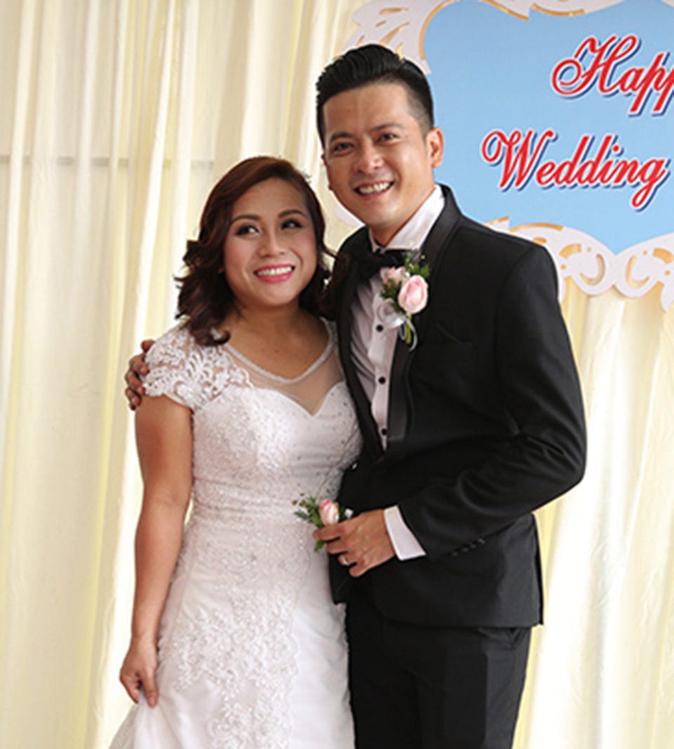 Diễn viên Hoàng Anh khóc khi chia tay người thân, sang Mỹ định cư cùng vợ con - 5 Diễn viên Hoàng Anh khóc khi chia tay người thân, sang Mỹ định cư cùng vợ con - 5