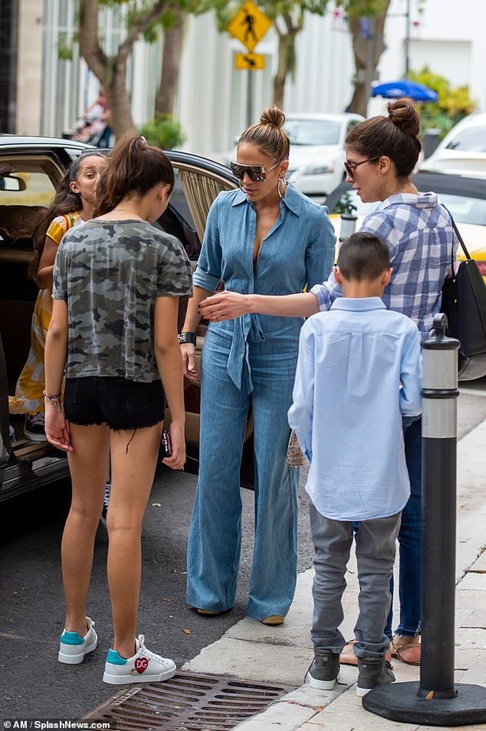 Jennifer Lopez và Alex Rodriguez hạnh phúc bên nhau ngày cuối tuần  - 3