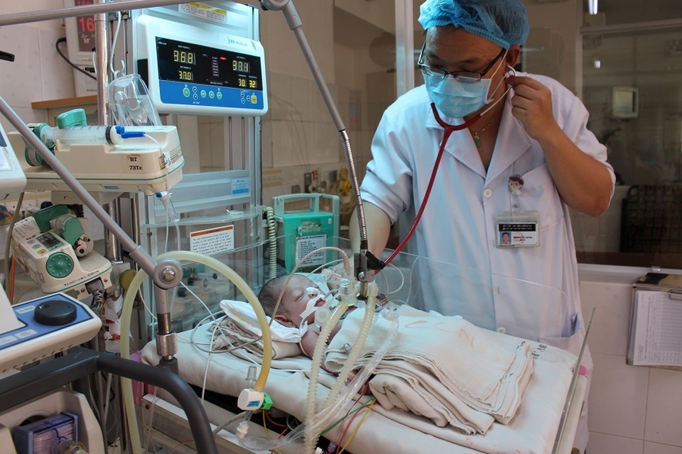 Bệnh uốn ván chích ngừa vài trăm nghìn, mắc bệnh tốn trăm triệu - 1 Bệnh uốn ván chích ngừa vài trăm nghìn, mắc bệnh tốn trăm triệu - 1