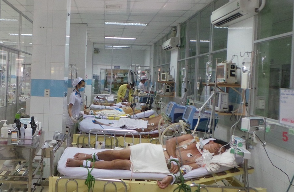 Bệnh uốn ván chích ngừa vài trăm nghìn, mắc bệnh tốn trăm triệu - 2 Bệnh uốn ván chích ngừa vài trăm nghìn, mắc bệnh tốn trăm triệu - 2