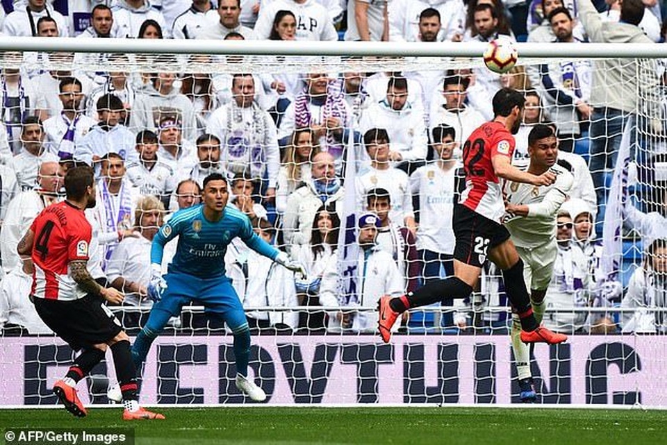 Real Madrid 3-0 Bilbao: Cú hattrick của Benzema - 11 Real Madrid 3-0 Bilbao: Cú hattrick của Benzema - 11